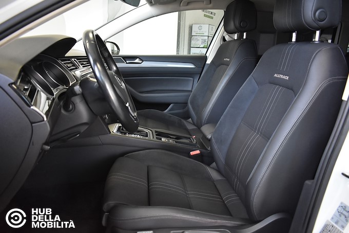 VOLKSWAGEN Passat Business Alltrack 2.0 TDI 190 CV 4MOTION DSG Exec.BMT